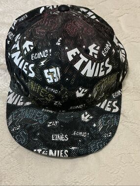Etnies Black Multicolor Logo Graphic Snapback